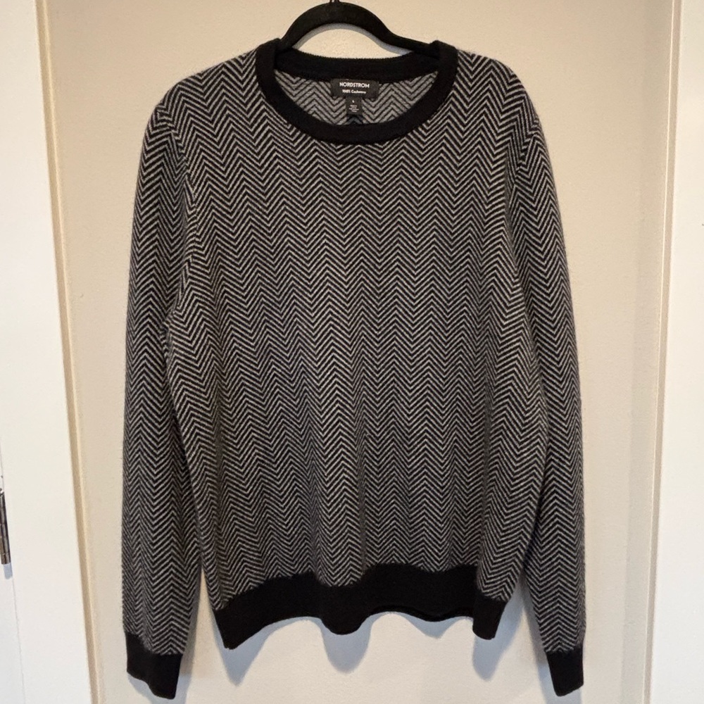 Nordstrom Cashmere Black and Gray Patterned Crewneck Sweater Like New Large